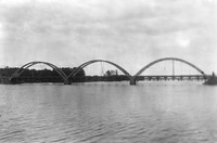 Väg och bro